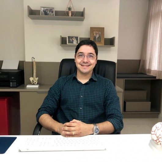 Dr. Rodrigo Teixeira Marcelos