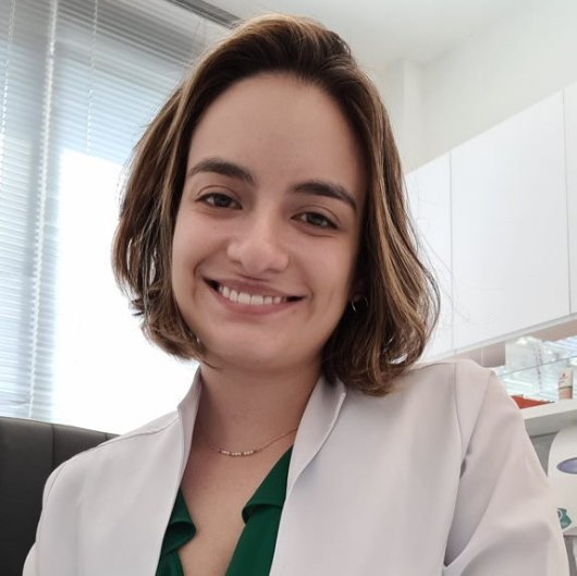 Dra. Clarissa Barros