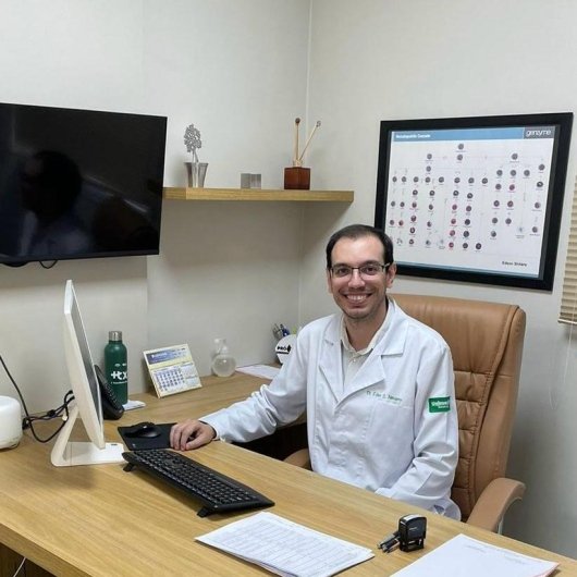 Dr. Eder Santana Navarro