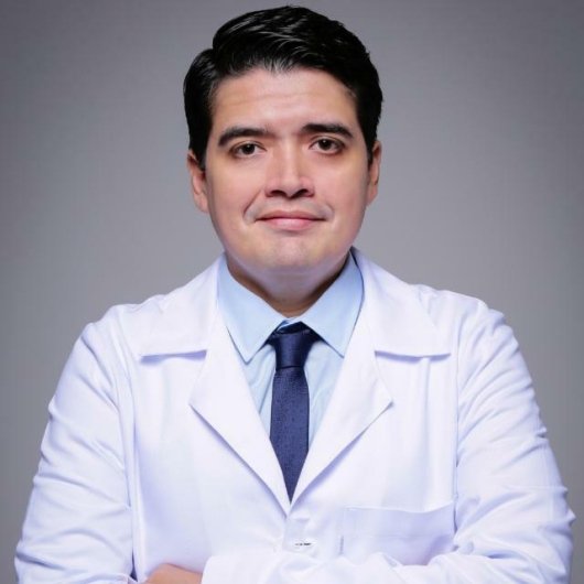 Dr. Jonathan Jerias Fernandez