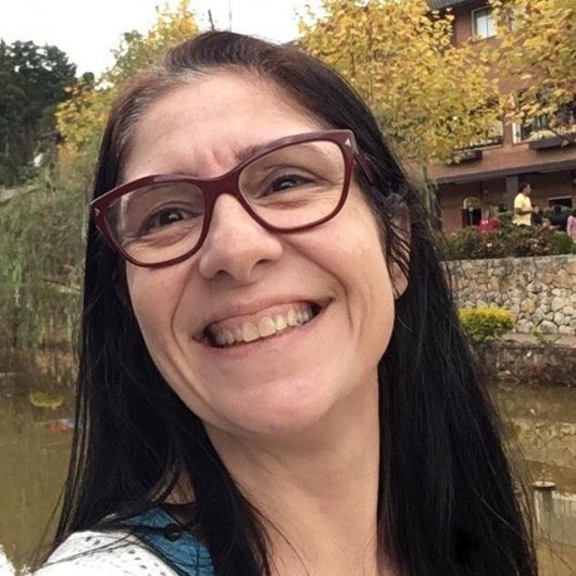 Helena Ap. Bertolo Barreira