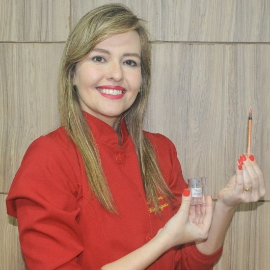 Dra. Roberta Rebouças