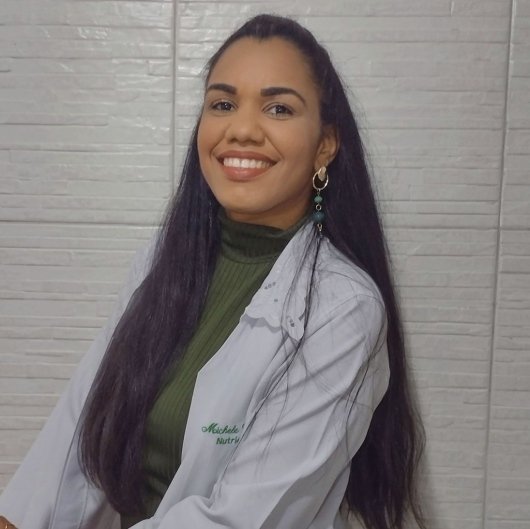 Dra. Michele Almeida de Castro caribé