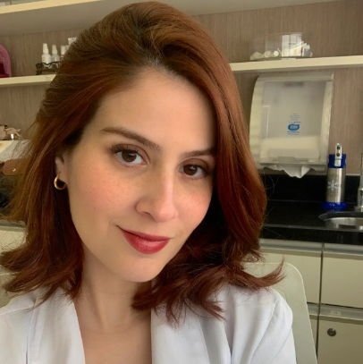 Dra. Nara Martins