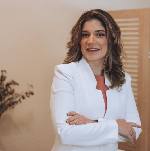 Dra. Fernanda Macedo