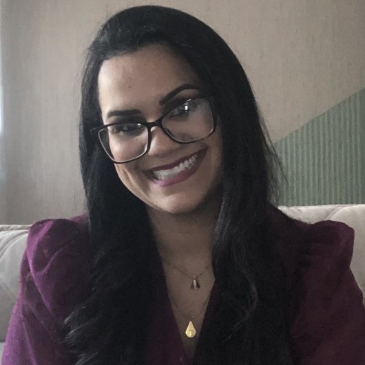 Dra. Thais Maria Cavalcante Bello Favarato Bollas