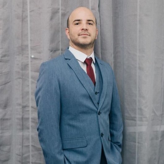 Dr. Danillo Silva Pinto Salles dos Santos