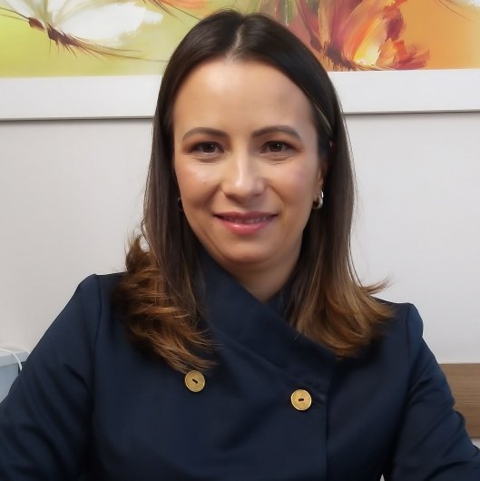 Dra. Alini Severo da Cunha