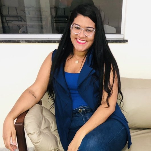 Gleiza Carolina de Jesus Menezes