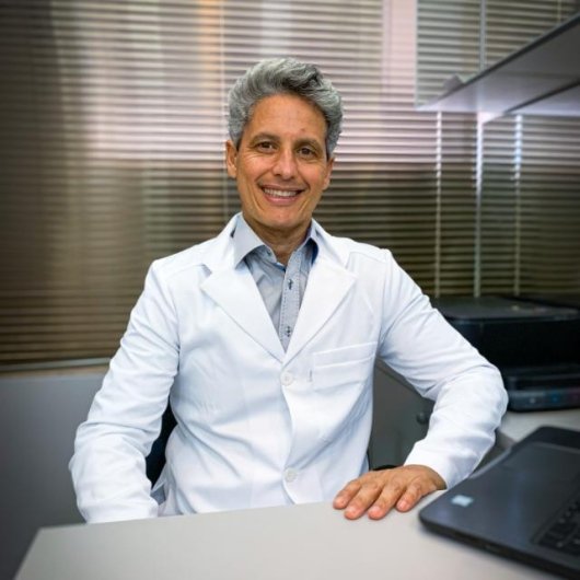 Dr. Robson Figueiredo