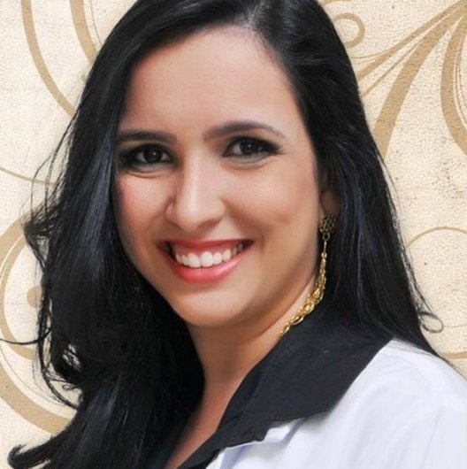 Dra. Thatianne Gomes De Paula Rabelo