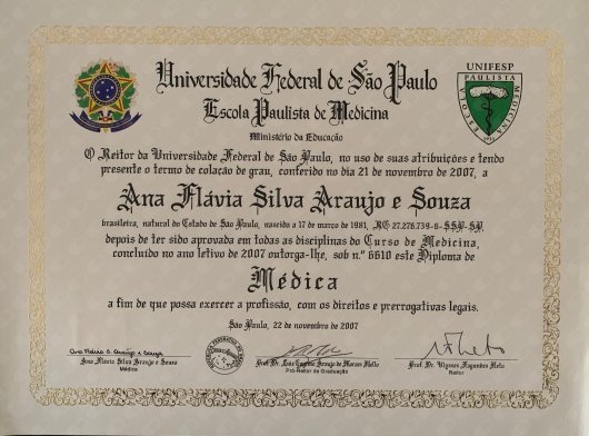 Dra. Ana Flávia Araújo Litwinczuk