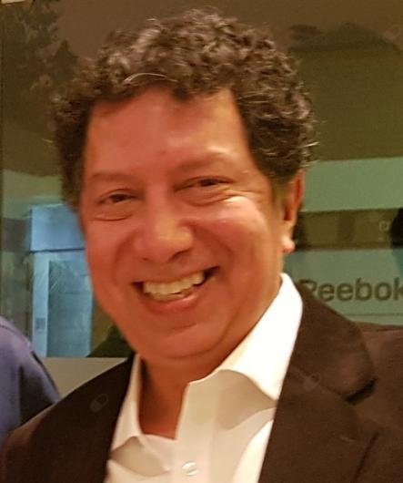 Dr. Luis Luna