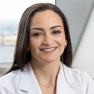 Dra. Etiane Saldanha Mendes
