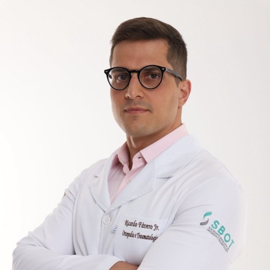 Dr. Ricardo Correa Favero Junior