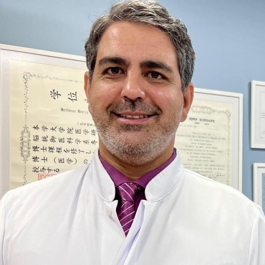 Dr. Matheus Roriz