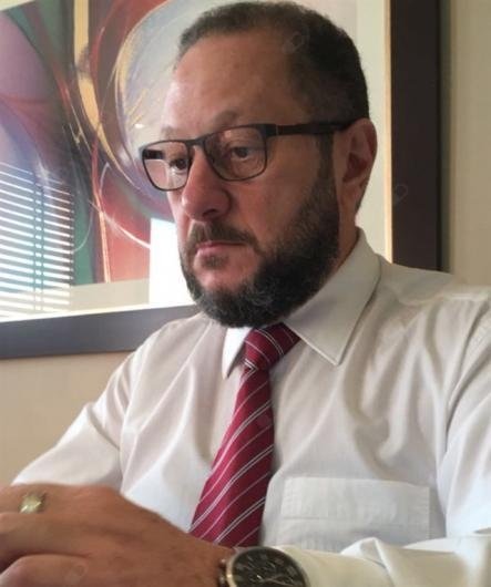 Dr. Plínio José Cavalcante Monteiro