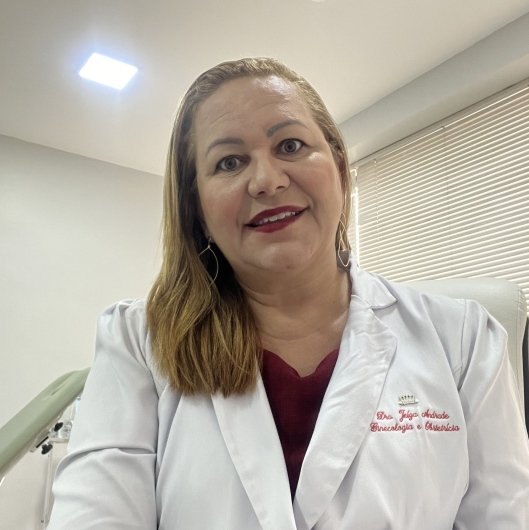 Dra. Jeiza Andrade de Santana
