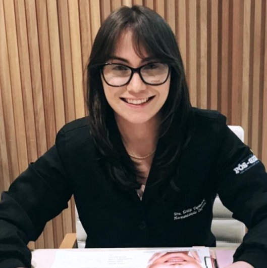Dra. Érika Carvalho