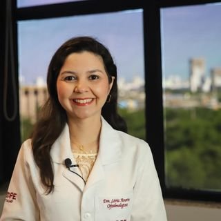 Dra. Lívia Amorim