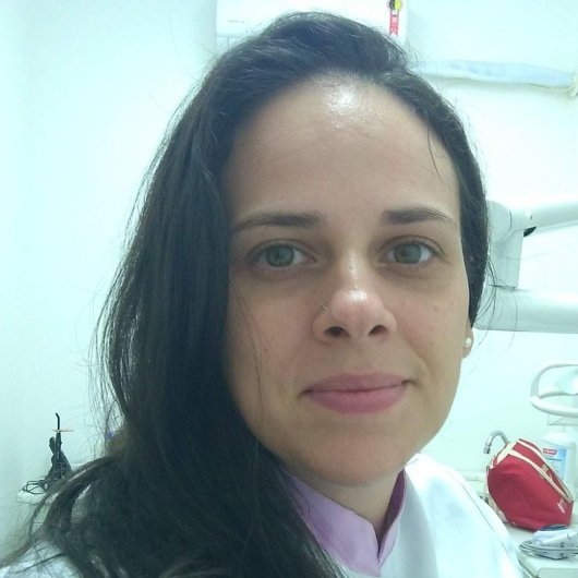 Dra. Claudia de França Reis