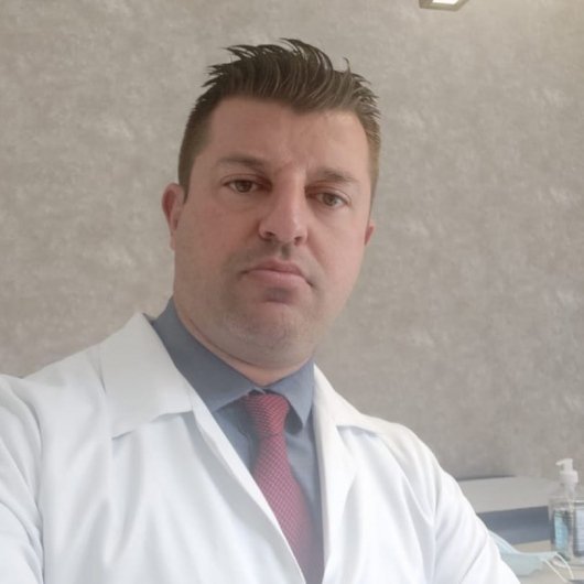 Dr. Felipe Hodge Capriotti