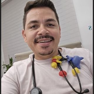 Dr. Riam Dornelas