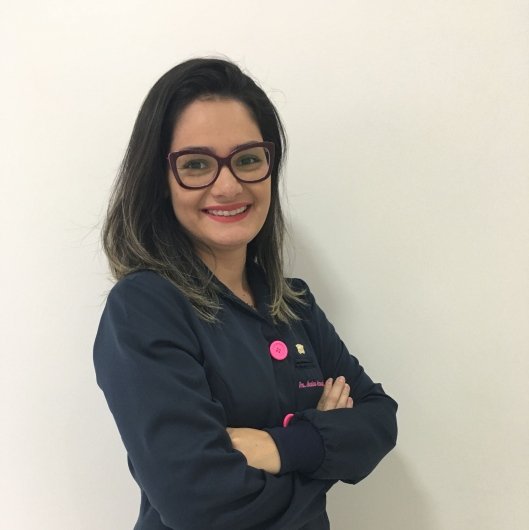 Dra. Jessica Azevedo Gonçalves