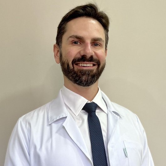 Dr. Eduardo Bertoldi