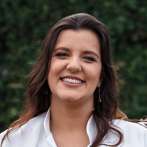 Dra. Juliana Colotti Chalupe Amado