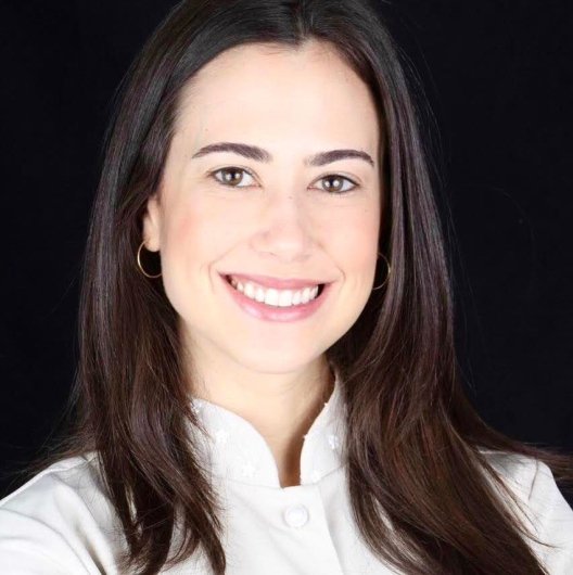 Dra. Bruna Gravina