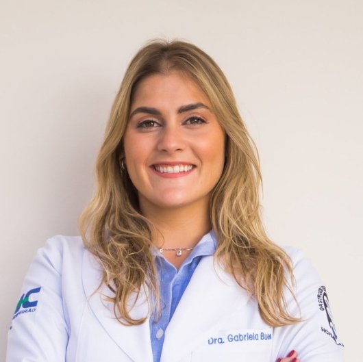 Dra. Gabriela de Souza Bueno