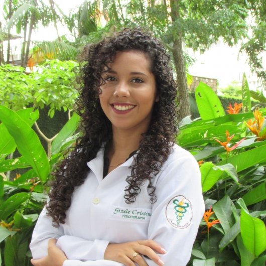 Dra. Gizele Almeida