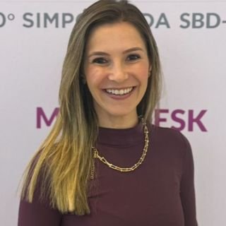 Dra. Livia Fernanda Mello Savietto