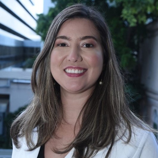 Dra. Fernanda Madeira