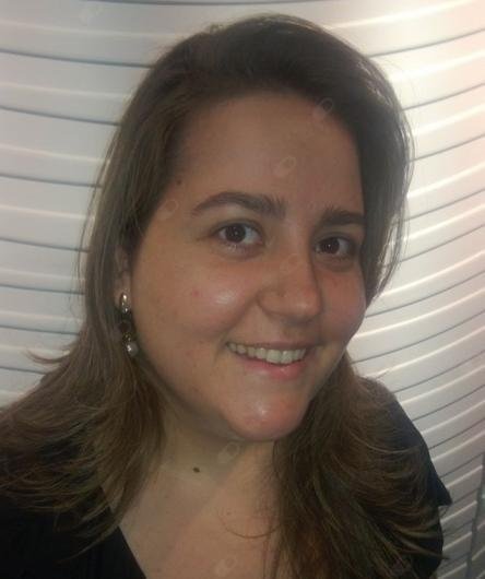Dra. Michelle Safatle Barros Pinheiro