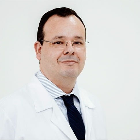 Dr. Rodrigo Cesar Silva