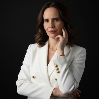 Dra. Glaucia Dos Santos Bortolon