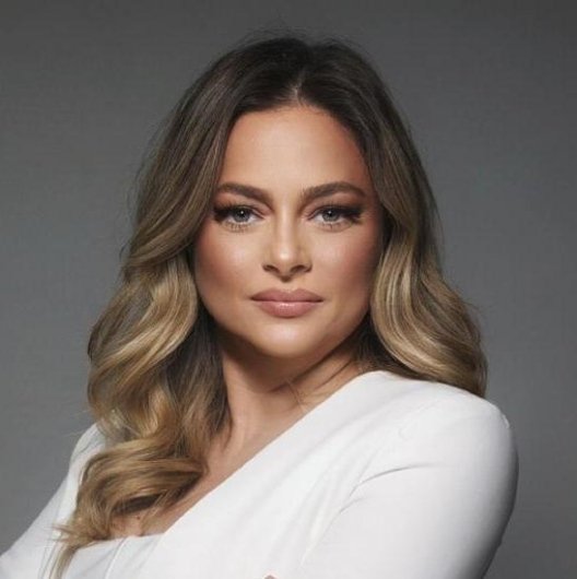 Dra. Amanda Rosa Leal de Oliveira