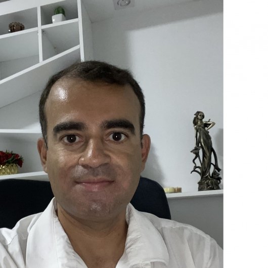 Dr. Marcial Moreira