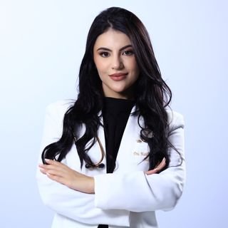 Dra. Natália Fernandes Gomes
