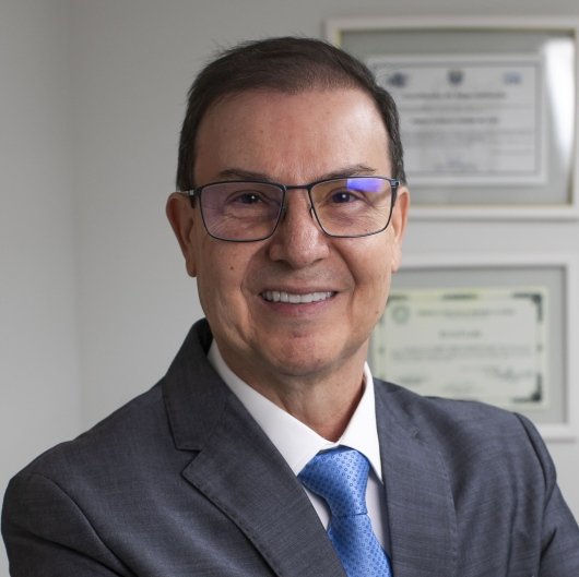 Dr. Marco Fischer