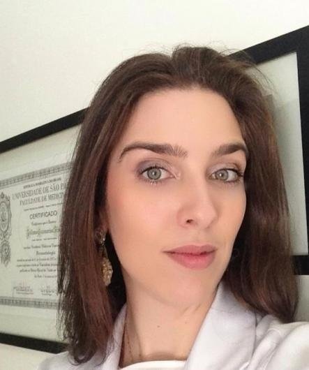 Dra. Juliana Favaro Izidoro