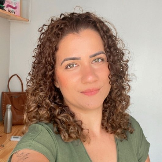 Dra. Izabela Souza do Valle
