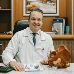 Dr. Carlos H. Pfiffer