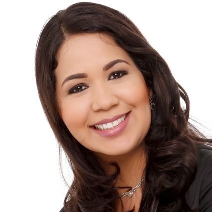 Dra. Cláudia Alessandra
