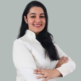 Dra. Isabela Gomes