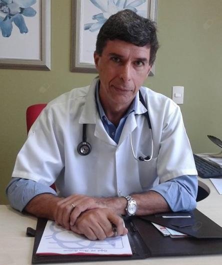Dr. Ralph Menezes Paiva Antunes