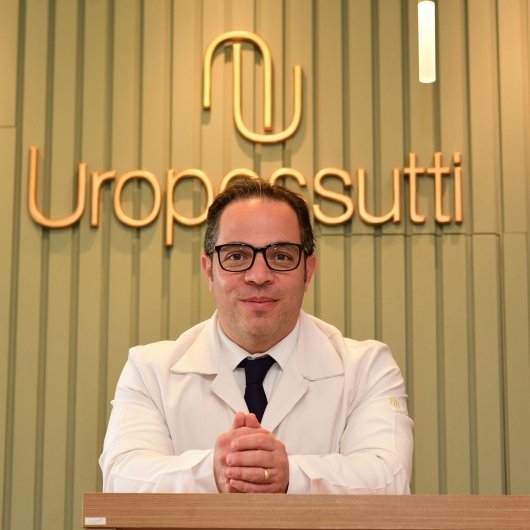 Dr. Daniel Pessutti