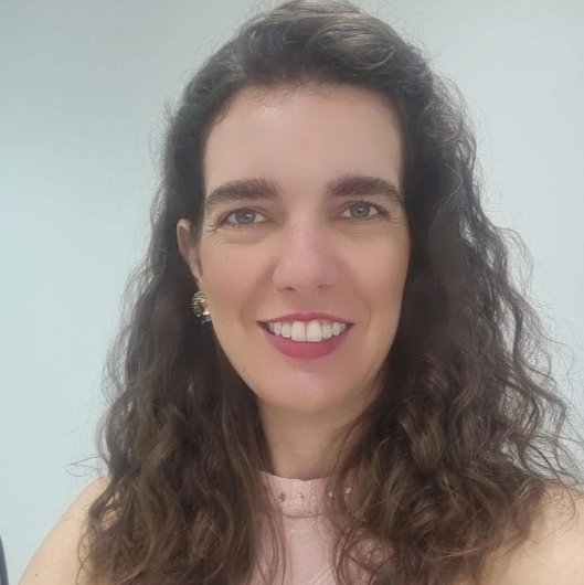 Dra. Fernanda Sanches Sabion Guirado